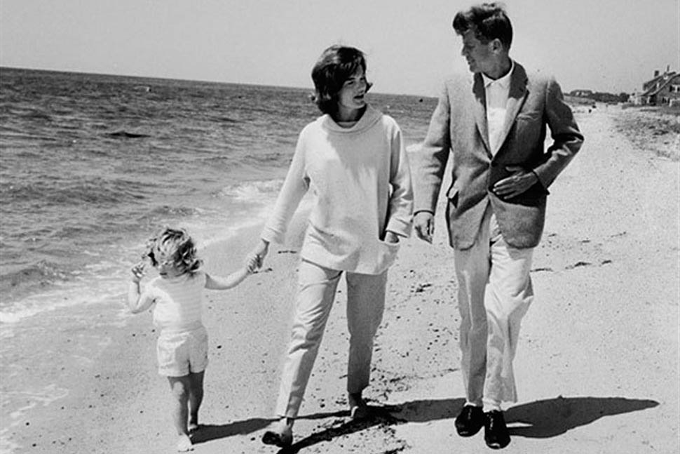 John F. Jennedy, Jacqueline Onassis, and Caroline on the beach